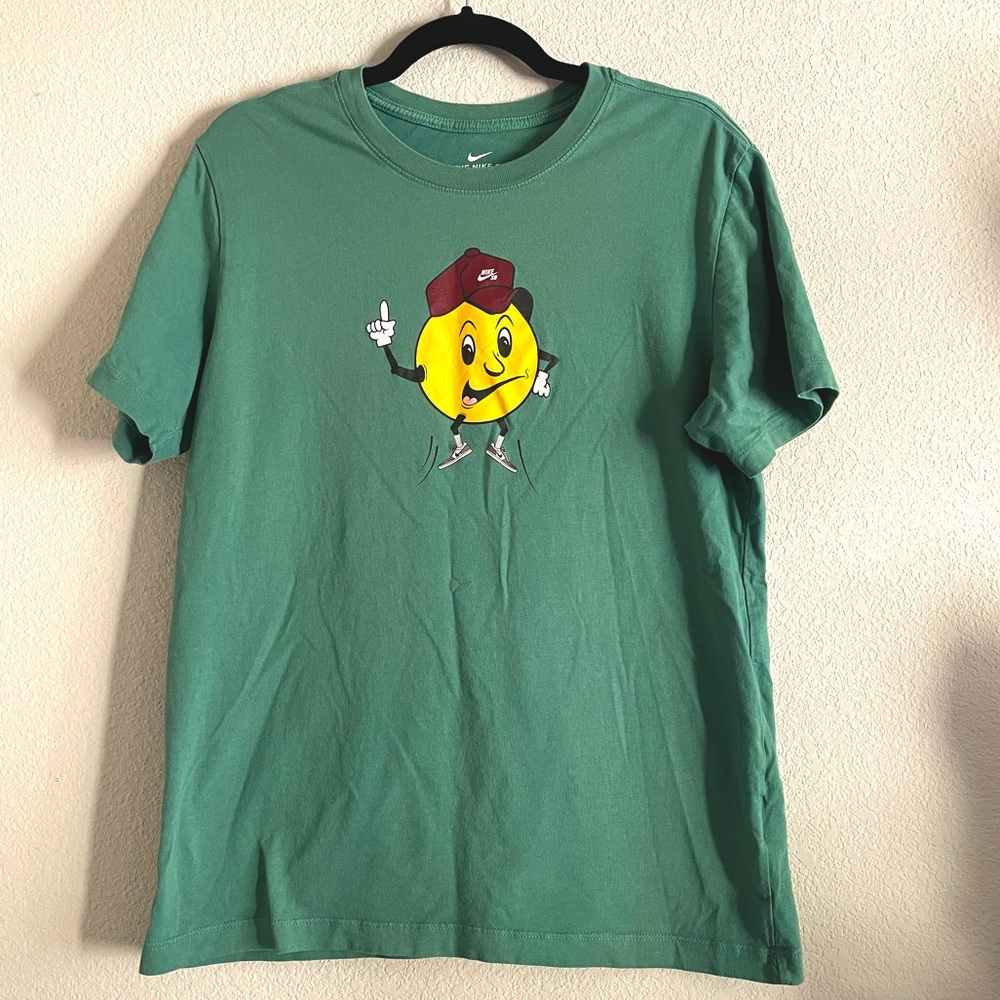 Nike Green Short Sleeve Tee with Graphic